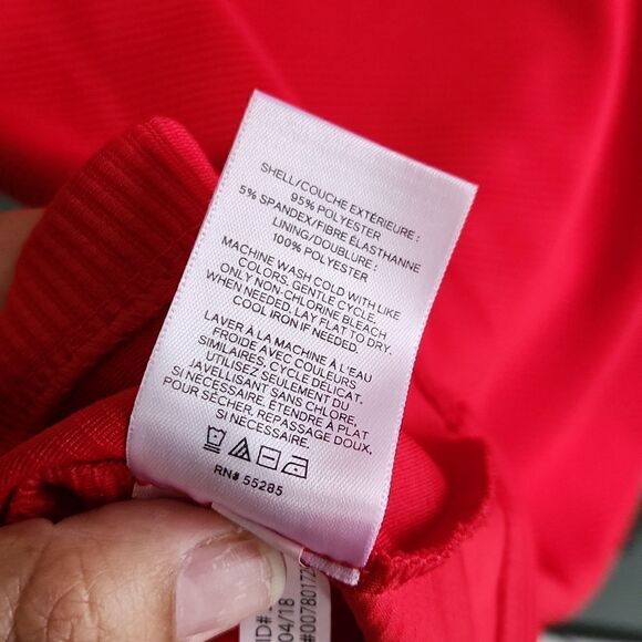 Express bodycon essential red dress, size medium - Picture 8 of 8